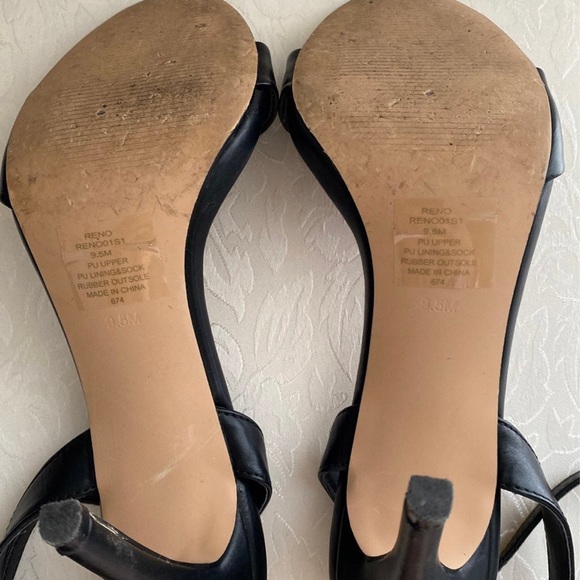 Steve Madden Heels - Picture 4 of 5